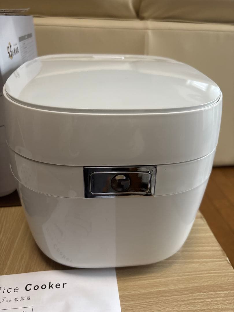 【新品 LUXSI 炊飯器 】5.5合 ホワイト 多機能モデル ケーキOK 1