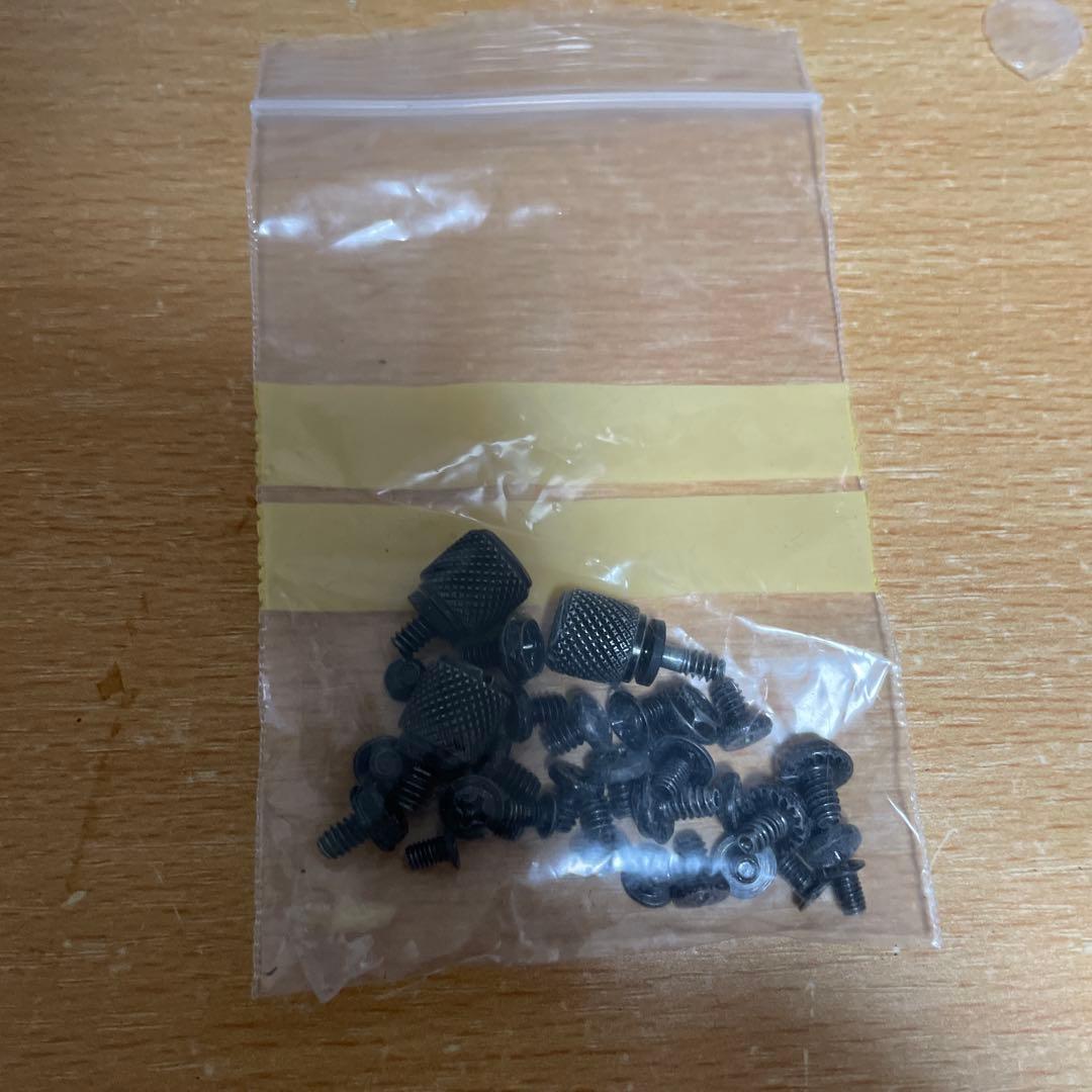 LIANLI Q58 Mini-ITX PCケース