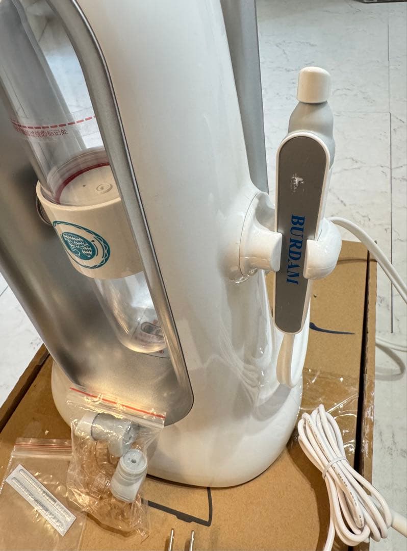 ハイドラフェイシャル 毛穴洗浄 美顔器