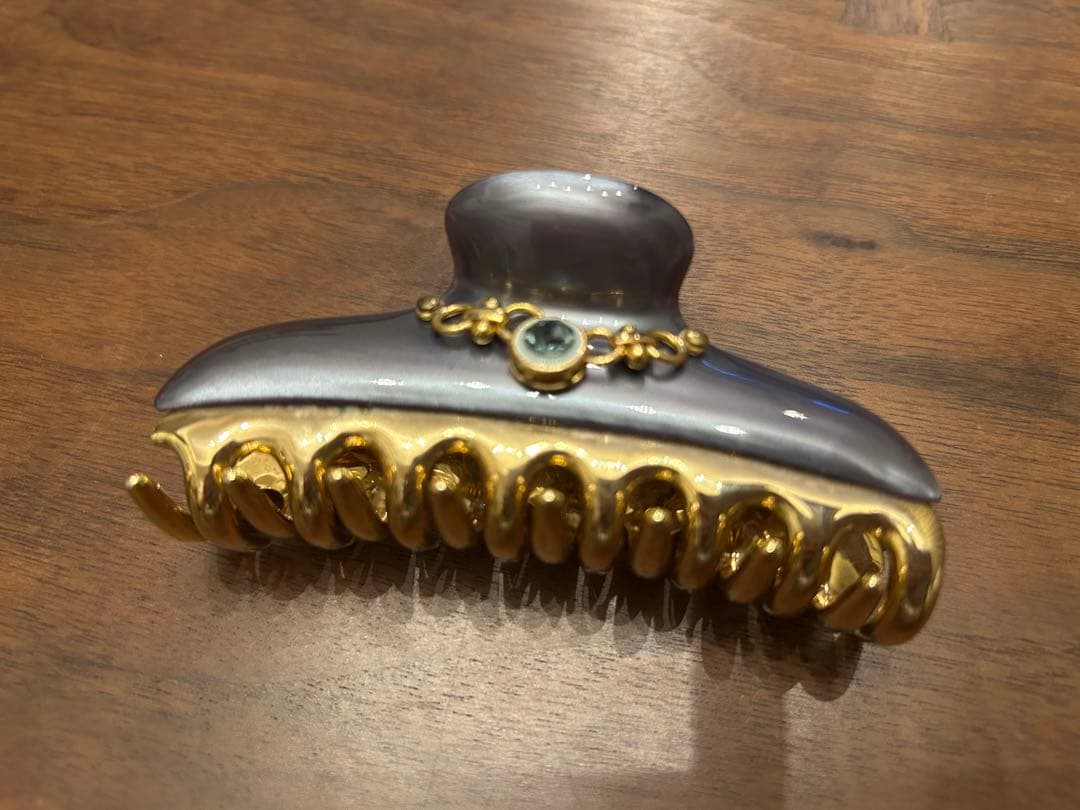 acca ヘアクリップ ブルーグレー＆ゴールド