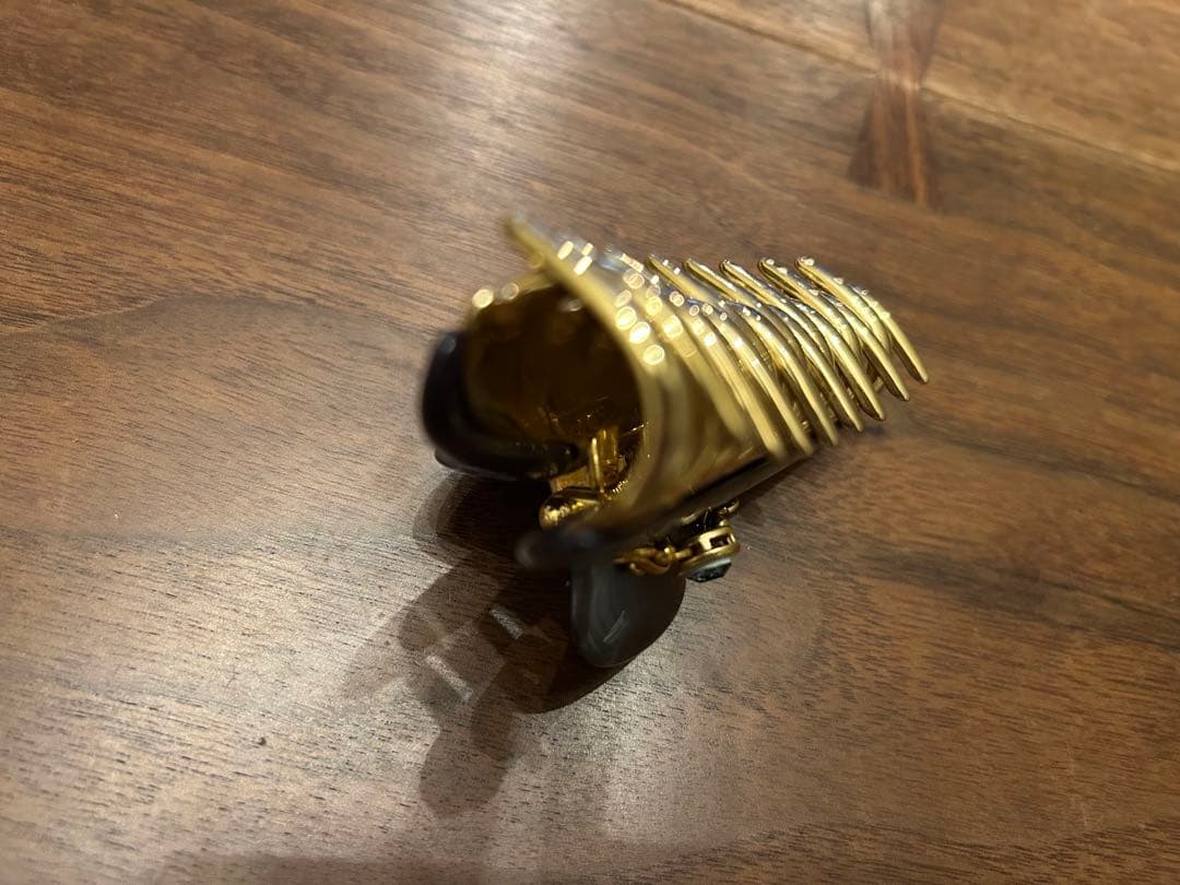 acca ヘアクリップ ブルーグレー＆ゴールド