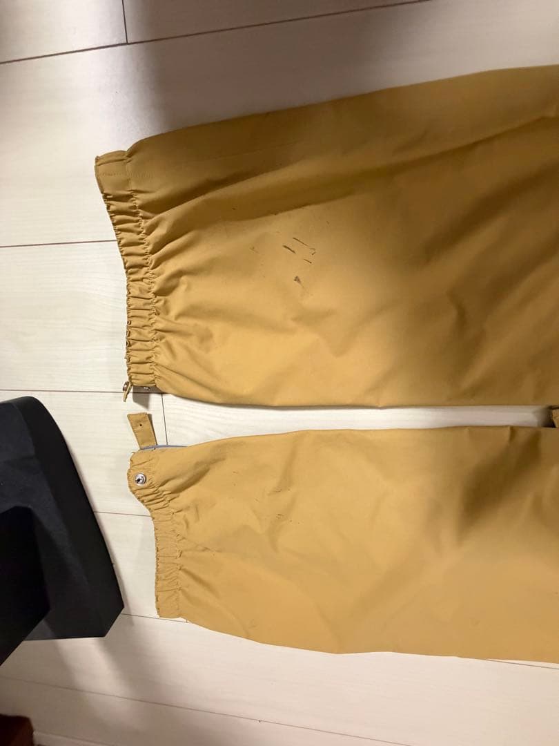 上下セットkm4k PARADISE JACKET BIBPANTSスノーウェア