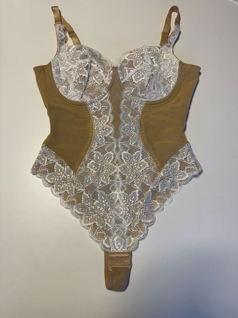 【新品】グラントイーワンズ Tバックボディスーツ E90LL