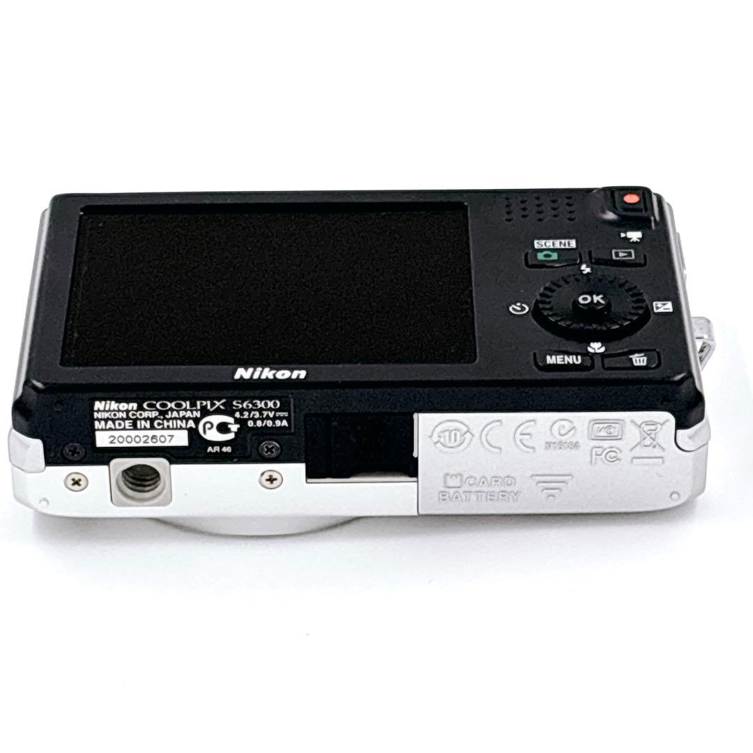 Nikon ニコン coolpix S6300 シルバー デジカメ