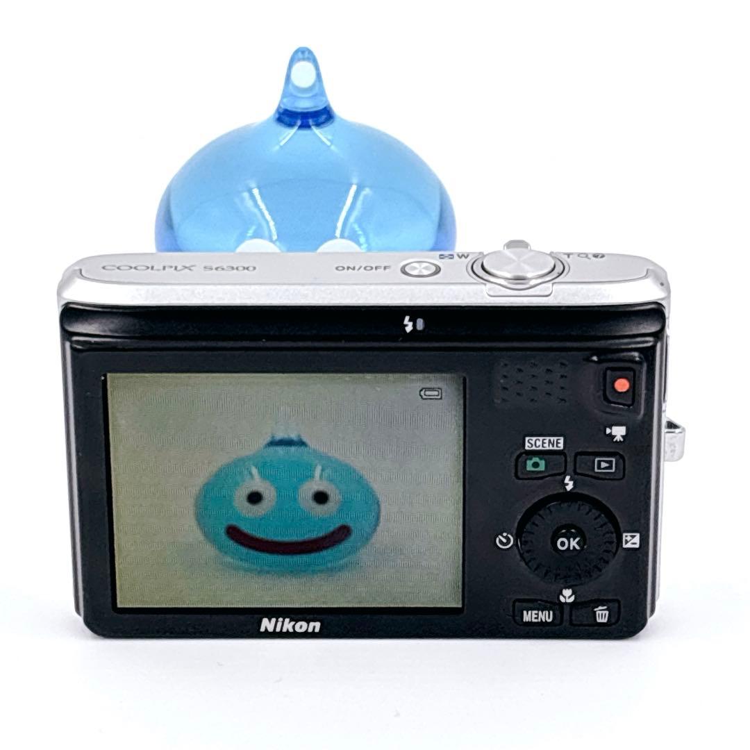 Nikon ニコン coolpix S6300 シルバー デジカメ
