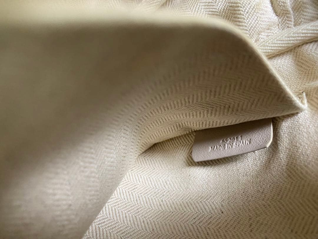 ロエベ ミリタリーバッグ ショルダーバッグ アナグラム ネイビー