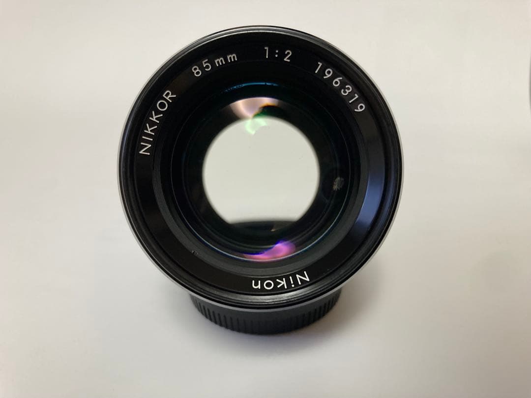 Ai NIKKOR 85mm f/2 レンズ