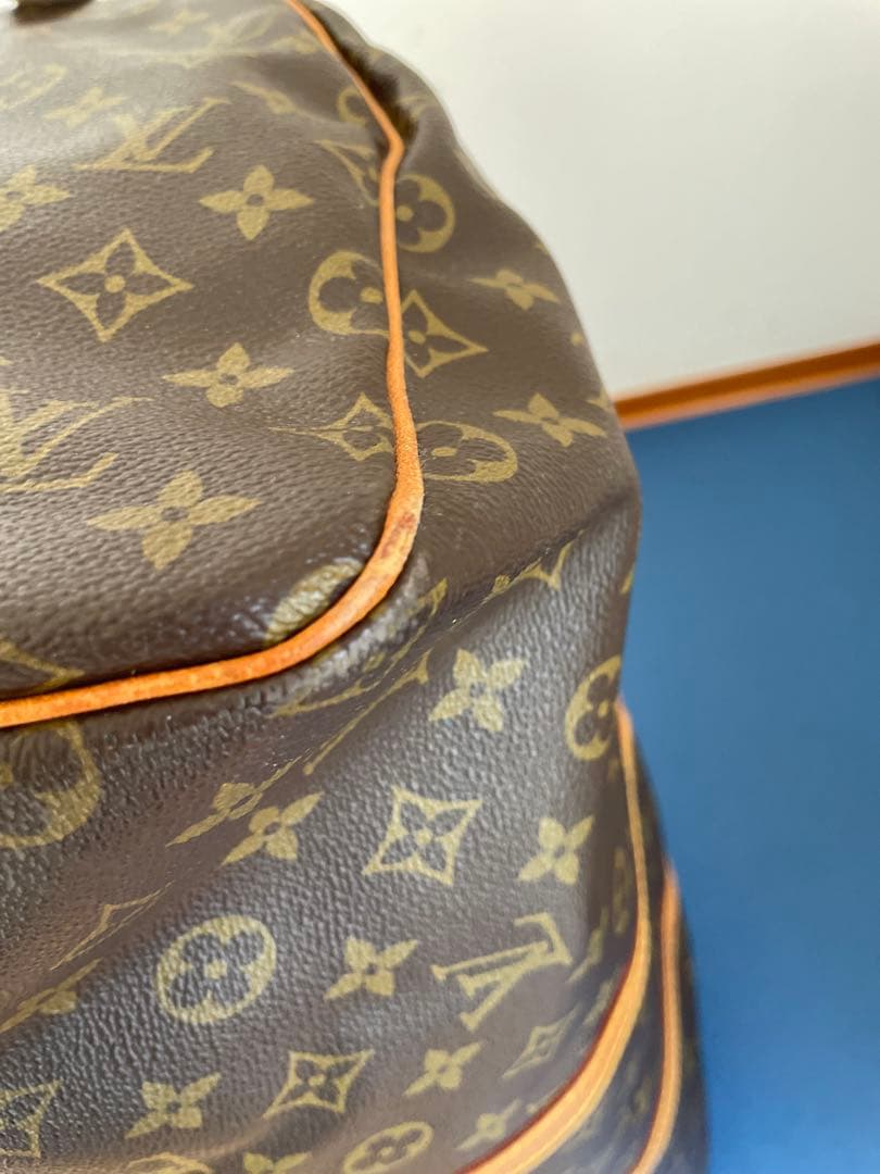 LOUIS VUITTON（ルイ・ヴィトン） キーポル55 本物です。