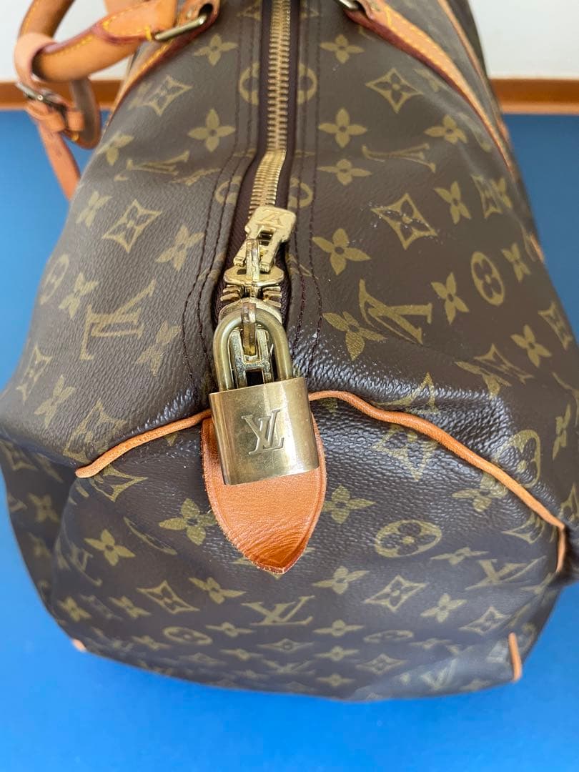 LOUIS VUITTON（ルイ・ヴィトン） キーポル55 本物です。