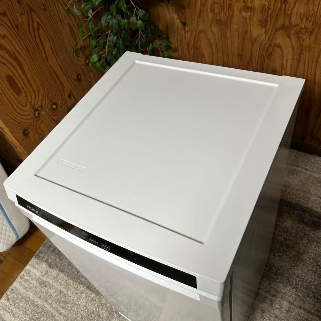 都内23区送料無料✨ハイアール✨冷凍庫　JF-NU102D 2024年製