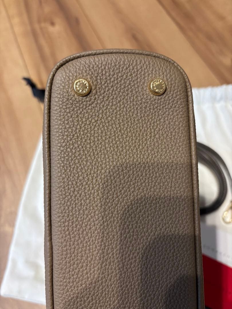 週末限定セール！BONAVENTURA エマ　バッグ【22シュリンク】　エトープ