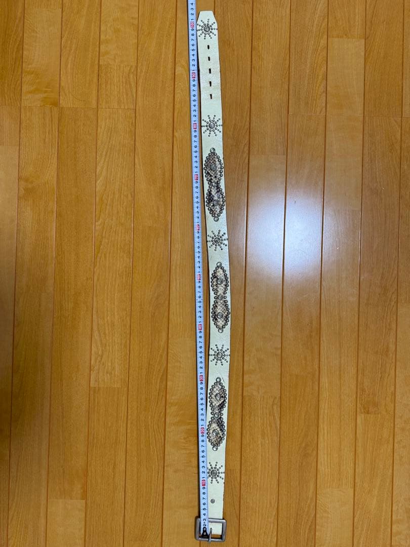 希少 HTC アイボリースタッズ スネーク ベルト 36