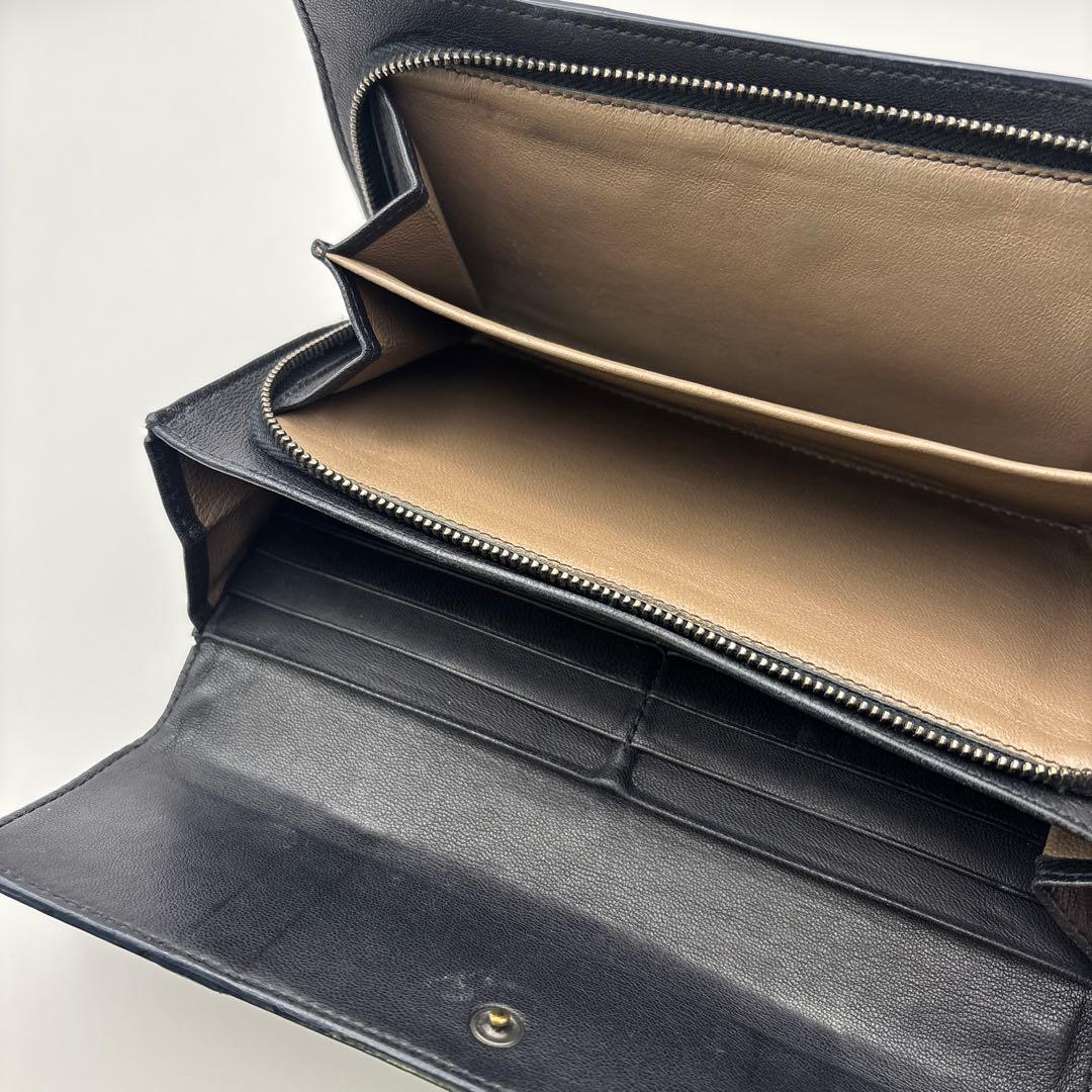 ◆正規品◆ボッティガヴェネタイントレチャート 長財布パイソン柄ブラック