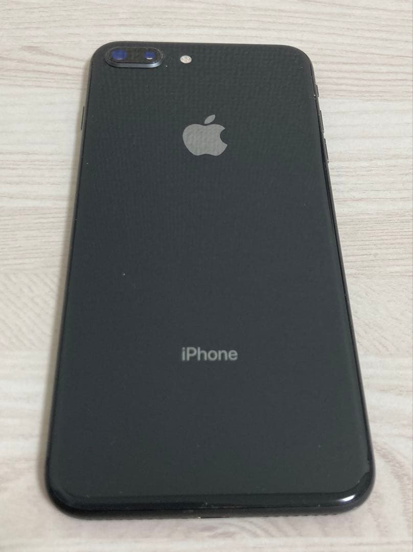 iPhone 8 Plus 64GB ブラック SIMフリー
