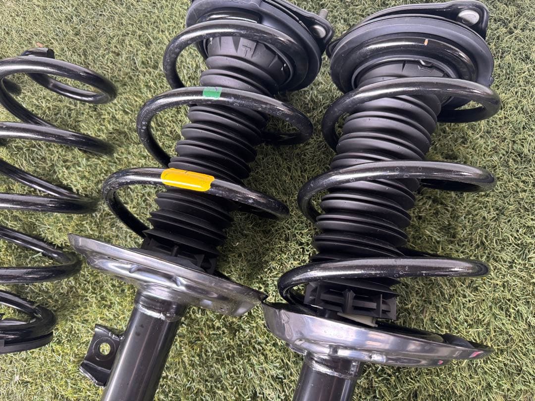 新車外し　40アルファードサスペンションキット一式　美品