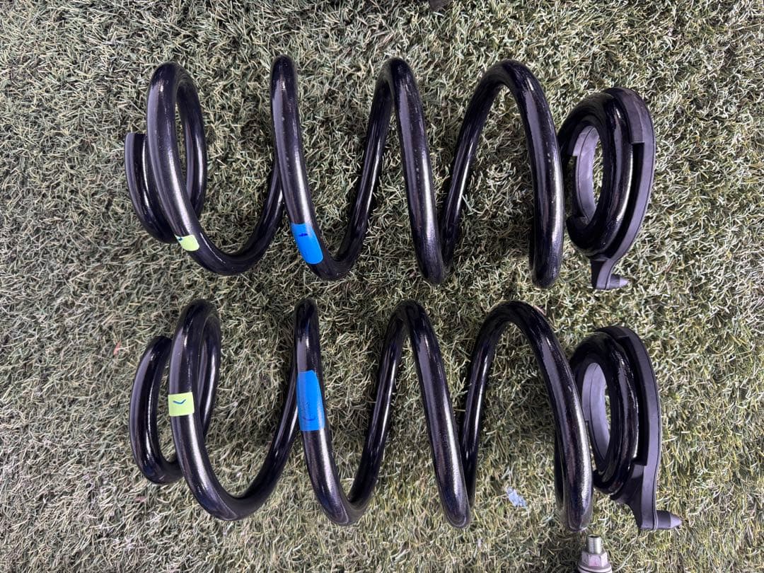 新車外し　40アルファードサスペンションキット一式　美品