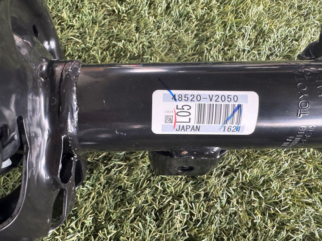 新車外し　40アルファードサスペンションキット一式　美品