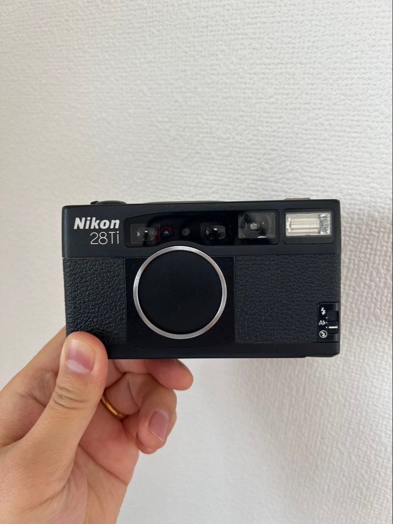 なおびNikon 28Ti コンパクトフィルムカメラ　ブラック