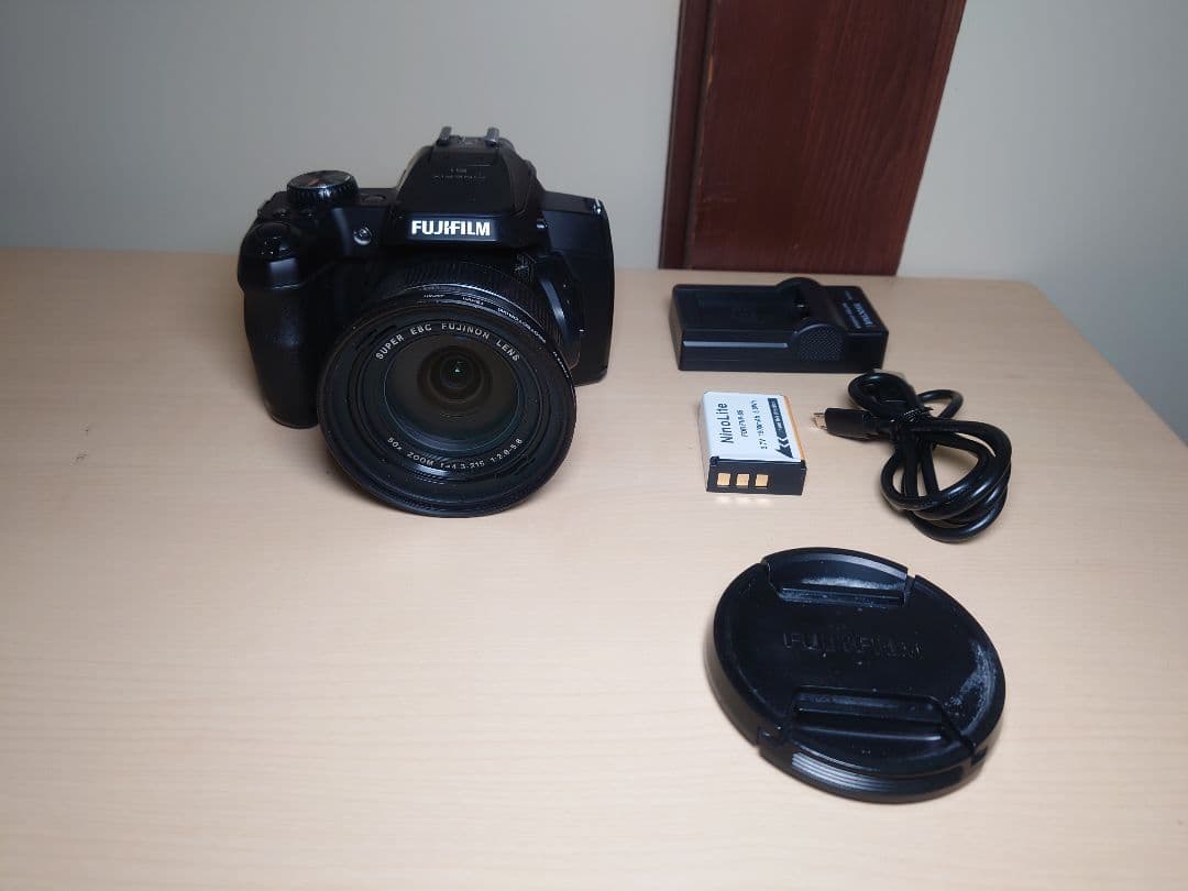【動作良好】　Fujifilm FinePix S1 コンパクトデジタルカメラ