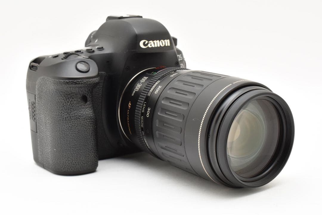 デジタルカメラ Canon EOS 6D Mark II/Canon EF 100-300mm
