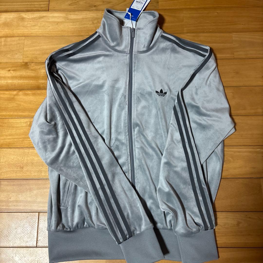 adidas originals ベロアジャージ Mサイズ　セットアップ