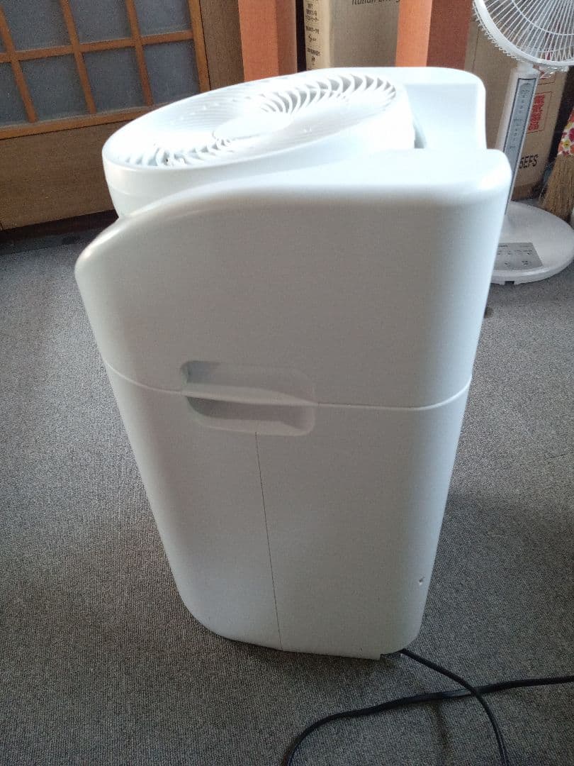 コロナホワイト 除湿機CDSC-H8024X　未清掃
