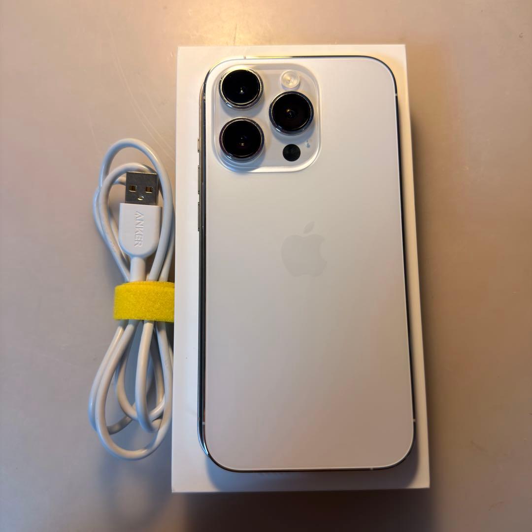 【美品】Apple iPhone 14 Pro シルバー 本体 128GB