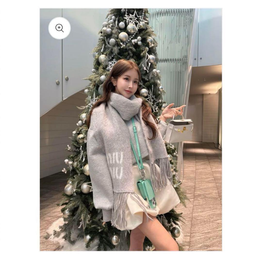 12/8 値下げ　鈴木亜美さん　iPhone16pro スマホケース　ストラップ