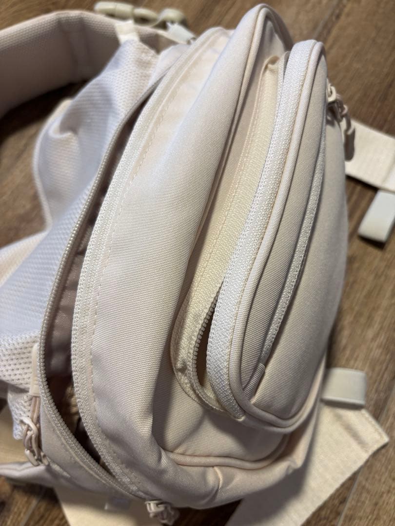 POMULU ポムル　2WAYヒップシート ナチュラルアイボリー