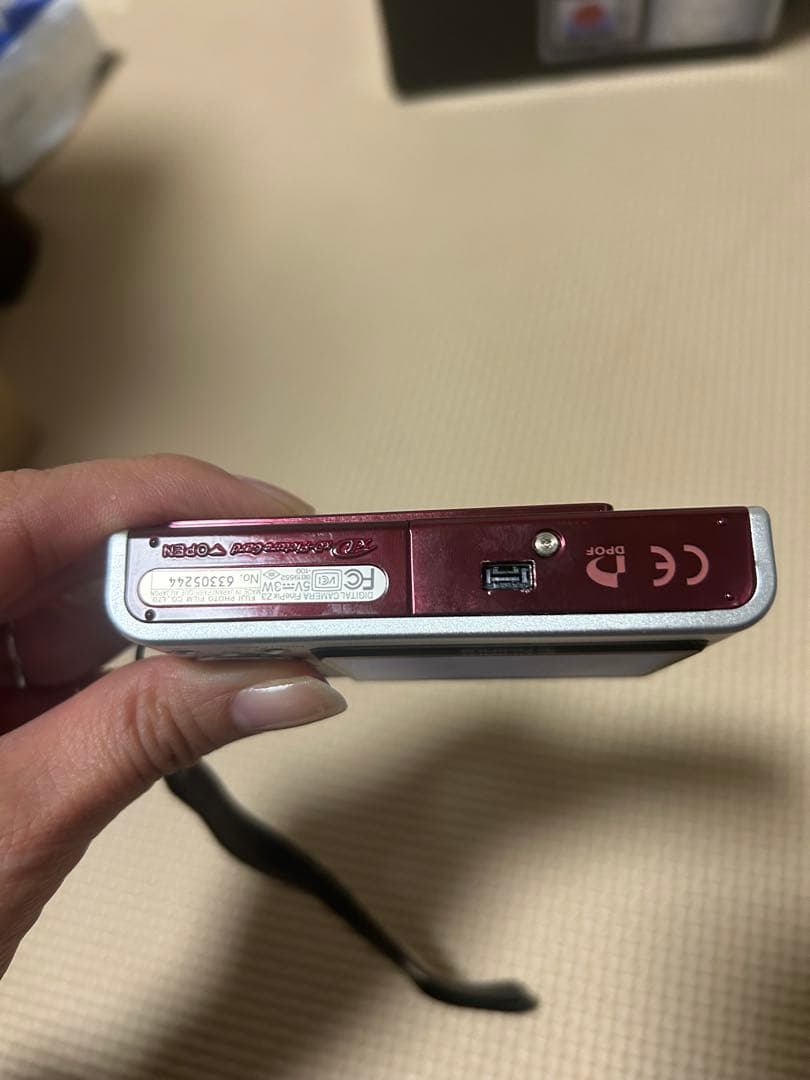 ジャンク　FUJIFILM FinePix Z3