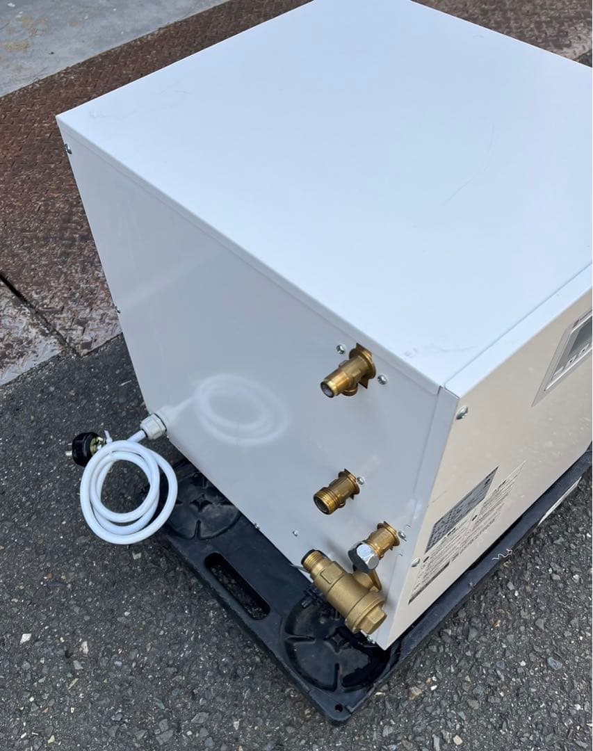 電気温水器 21年 イトミックESN30BRN220D0 30L 単相 200V