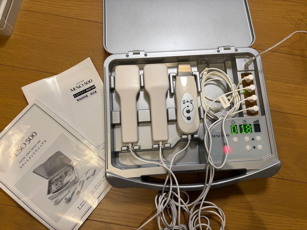 Esthe Twin Meso 500 美顔器　お値下げ中！