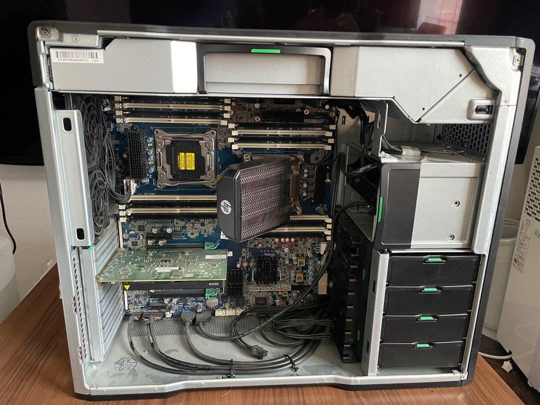 HP Z840 ワークステーション