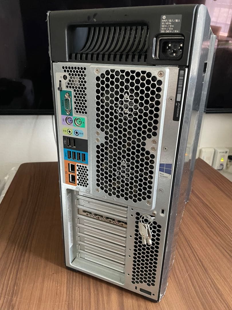 HP Z840 ワークステーション