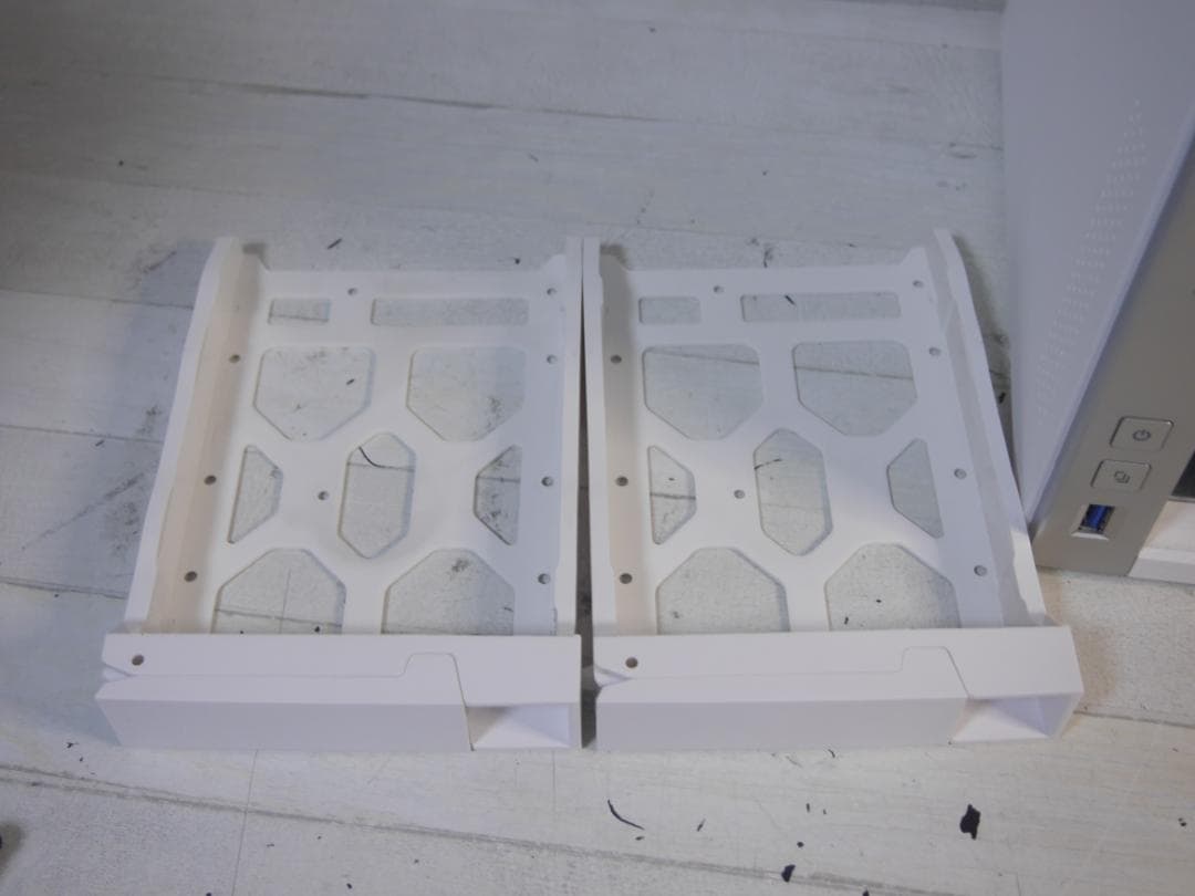 QNAP NAS 2ベイ TS-231 　スマホ自動バックアップ　RAID