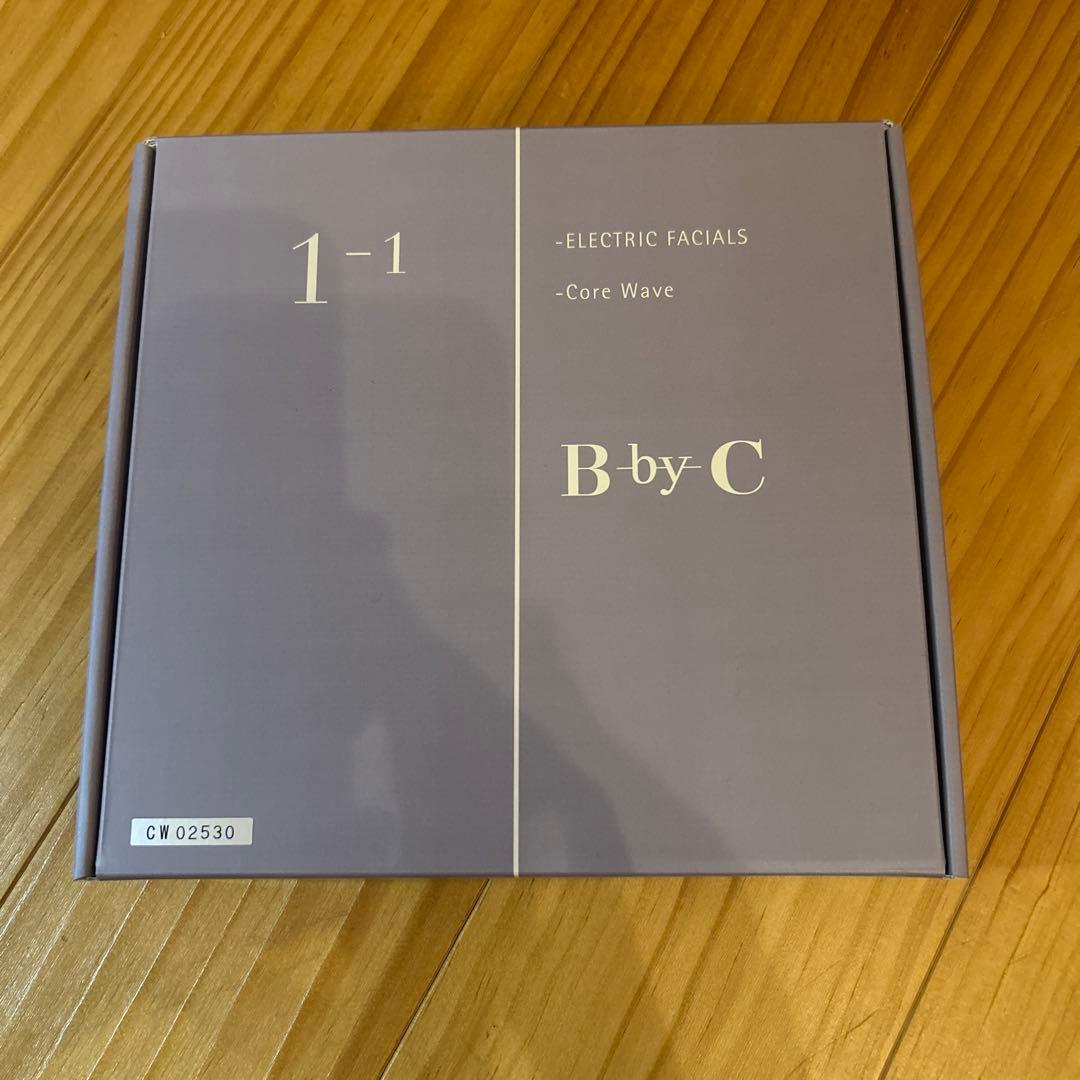 B by C Core Wave 美顔器