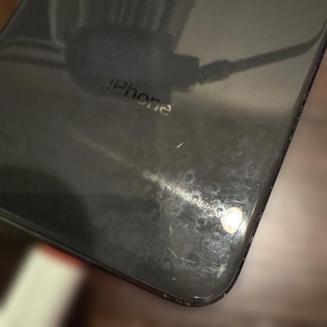 iPhone8 A1906 256GB 本体