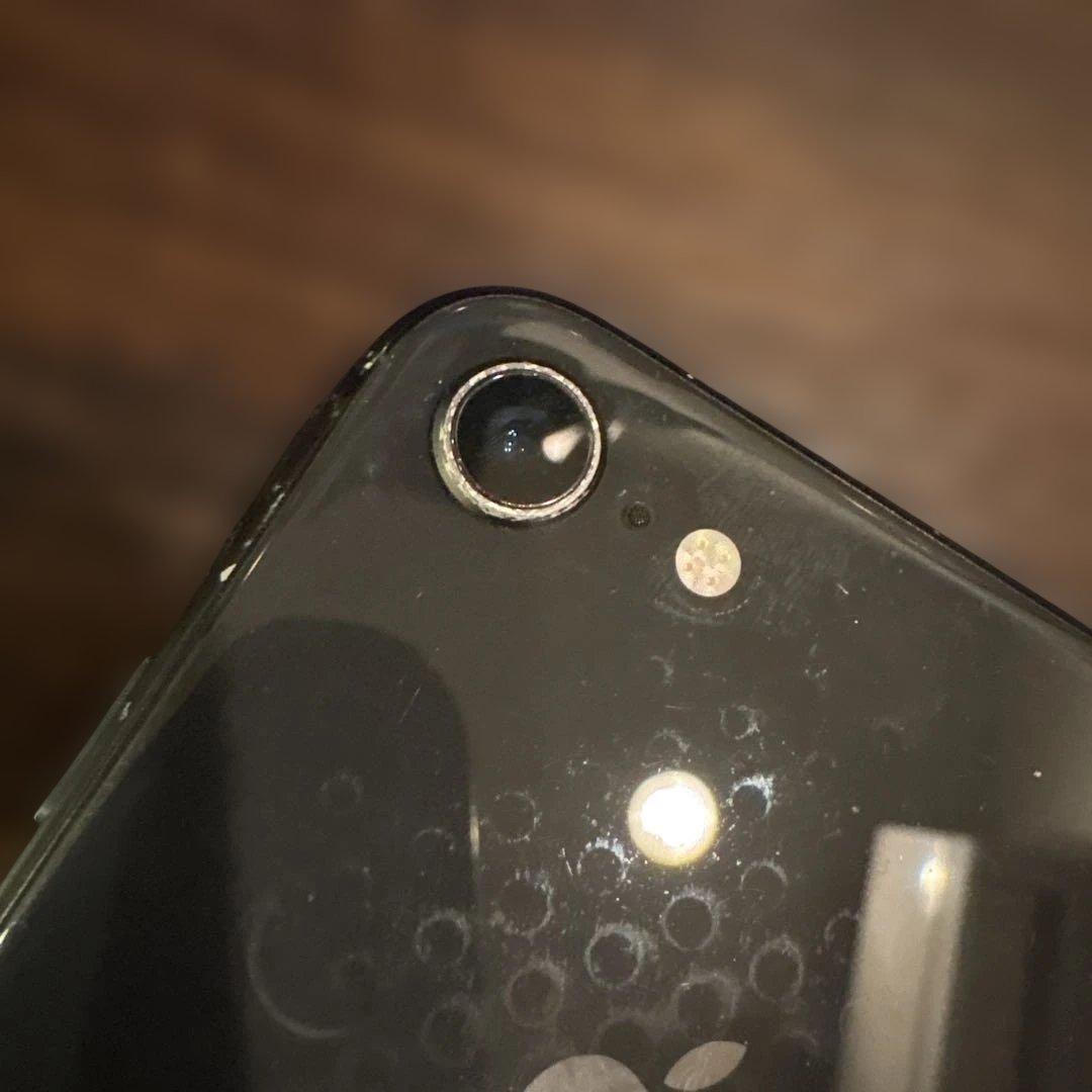 iPhone8 A1906 256GB 本体