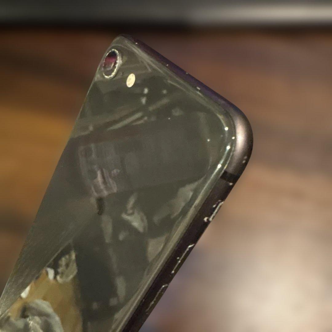 iPhone8 A1906 256GB 本体