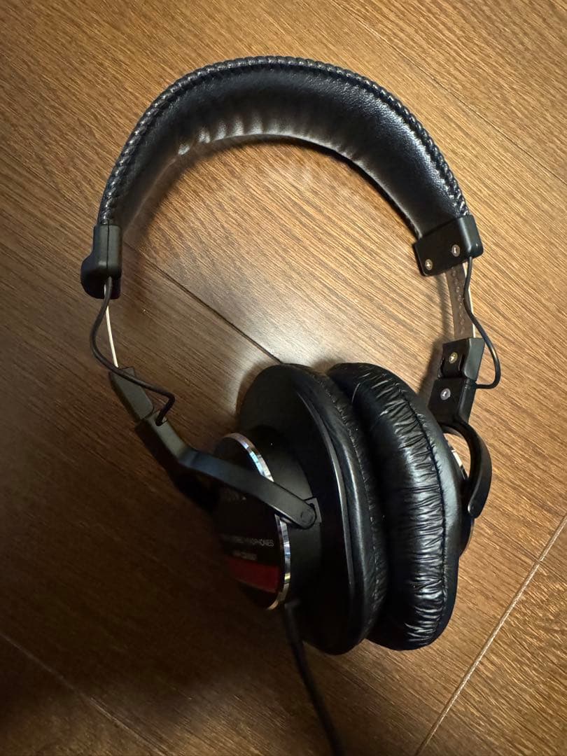 SONY モニターヘッドホン MDR-CD900ST