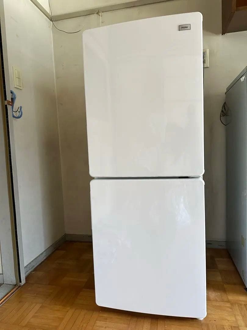 匿名配送　単身用　1人~2人暮らし　 ハイアール冷蔵庫　148ℓ ホワイト