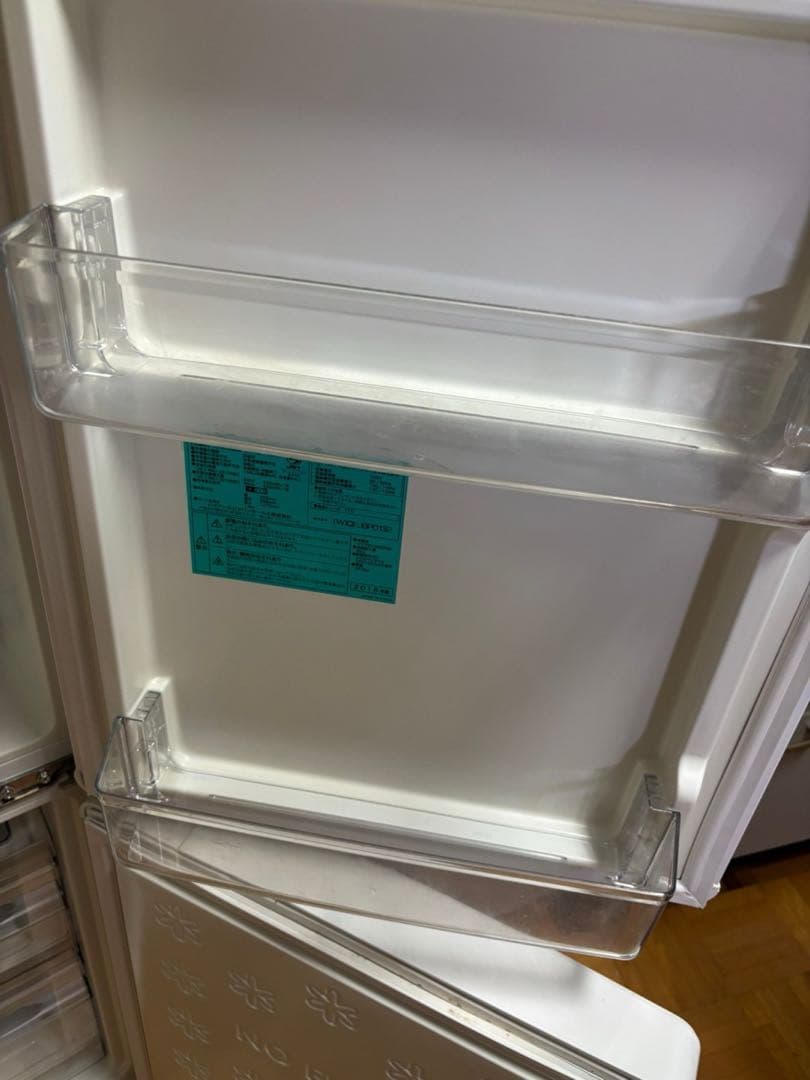 匿名配送　単身用　1人~2人暮らし　 ハイアール冷蔵庫　148ℓ ホワイト