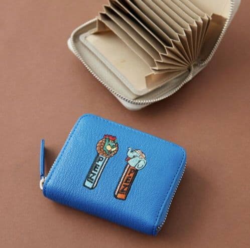 「PEZ(ペッツ)×perche(ペルケ)×ear」コラボジャバラ折り財布