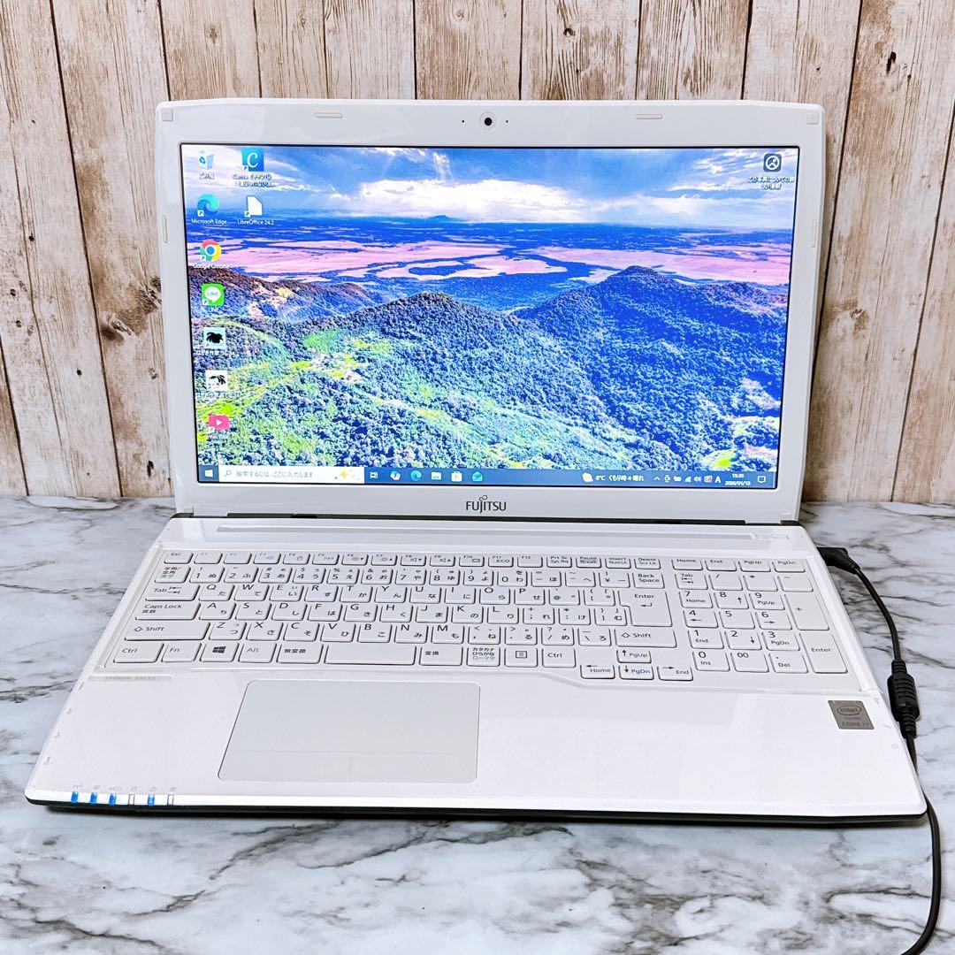 【超美品】すぐ使えるパソコンPC✨高性能i7＆SSD/メモリ16GB✨カメラ付き