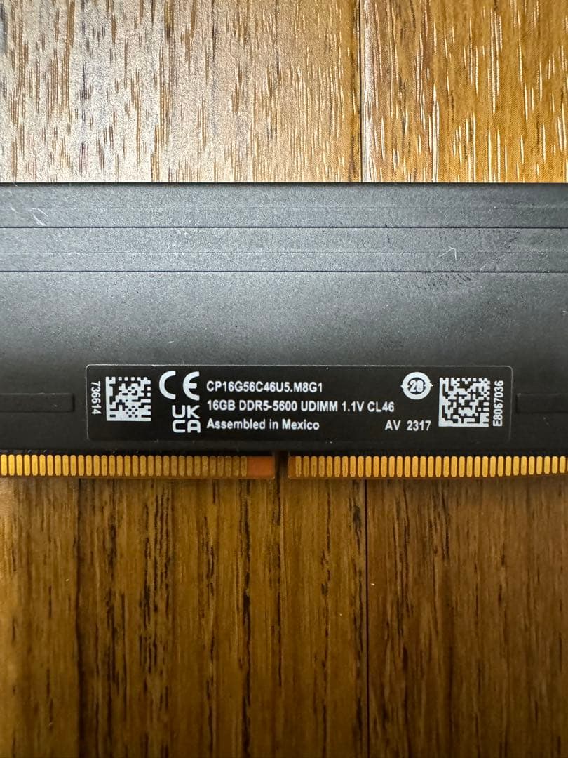 crucial DDR5 Pro 16GB メモリ　ジャンク品