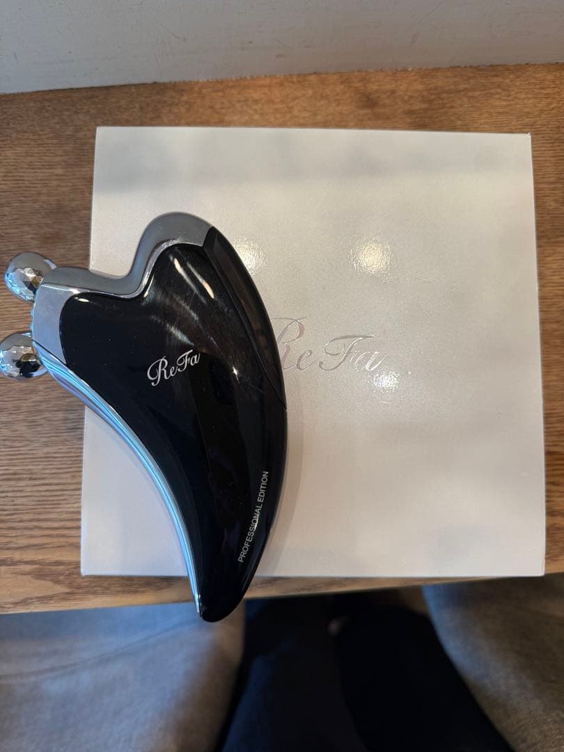 ReFa 美顔ローラー ブラック 専用ケース付き