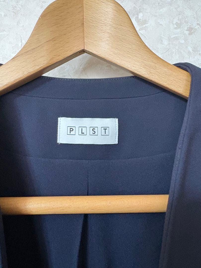 リ*ィ様 『極美品』プラステ カラーレス パンツスーツ トリアセテート混ネイビー