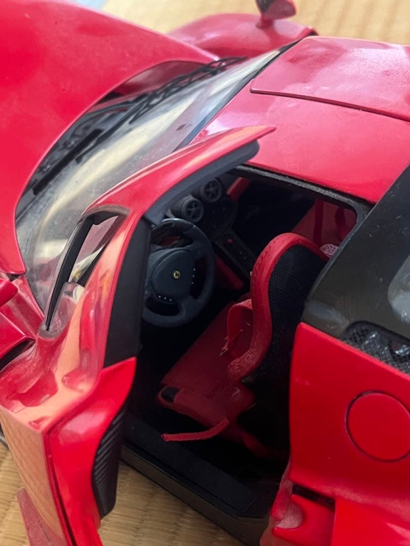 Ferrari LaFerrariの1/10スケールモデル