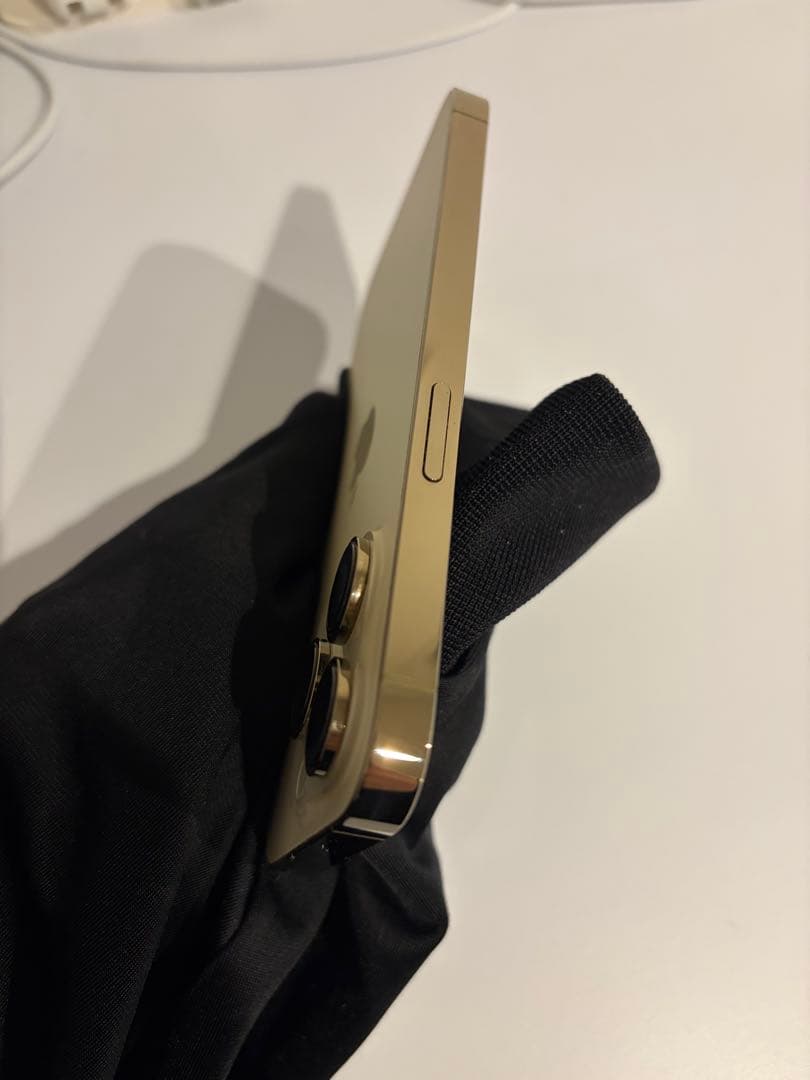 iPhone 14 Pro ゴールド 本体　256GB SIMフリー