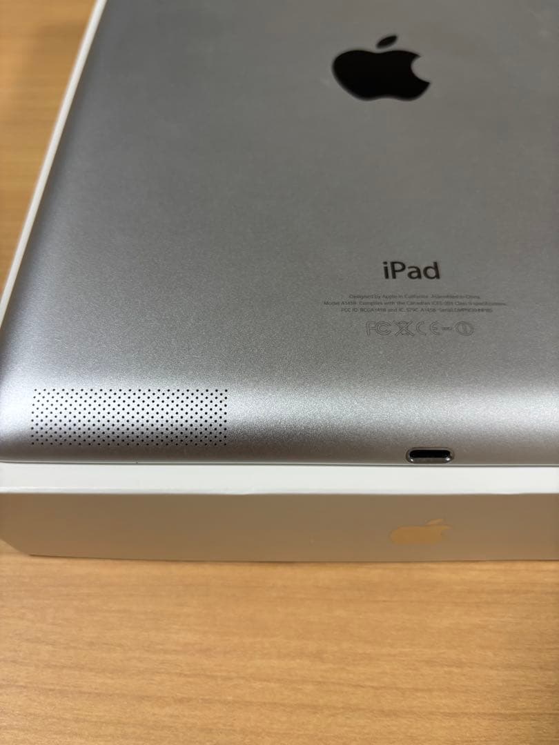 Apple iPad 第4世代 WiFi 16GB MD513J/A ホワイト